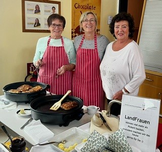 Fröhliches Erntefest des Kulturring im Ev. Stift zu Wüsten 2